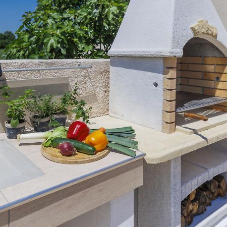 Holiday Home Villa Dora By Interhome Pula Extérieur photo