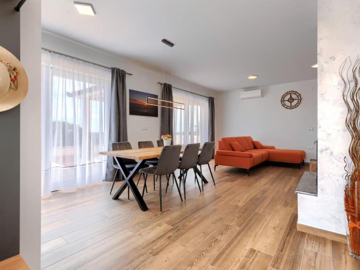 Holiday Home Villa Dora By Interhome Pula Extérieur photo