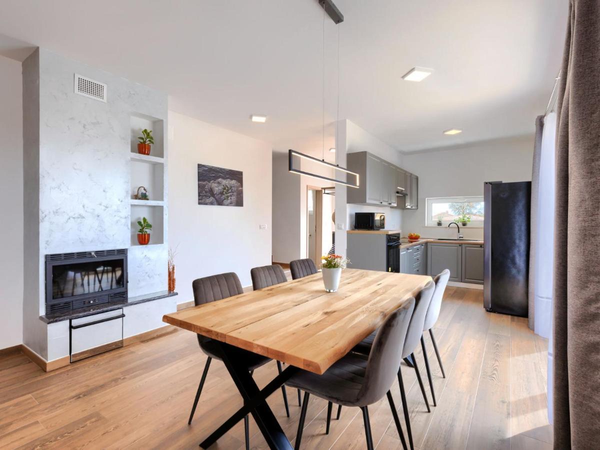 Holiday Home Villa Dora By Interhome Pula Extérieur photo