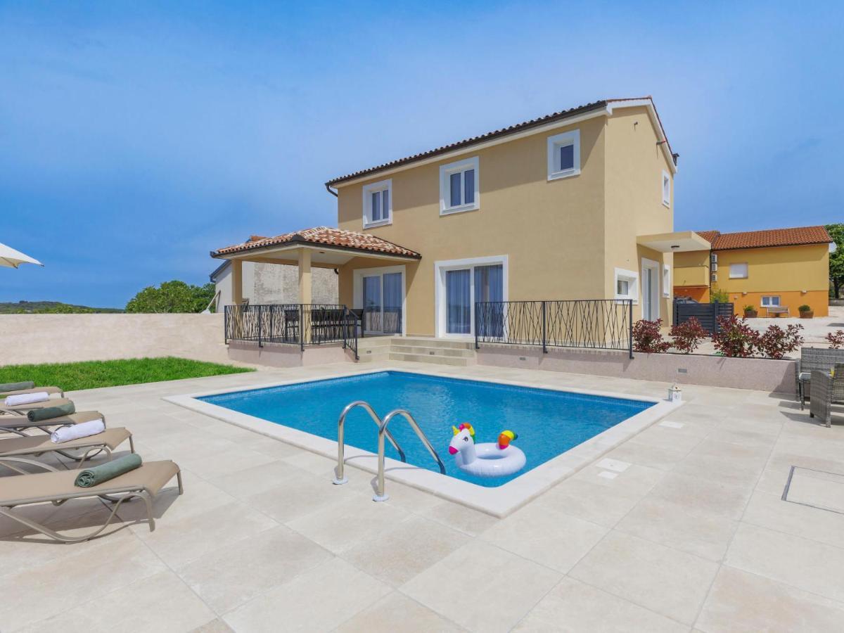 Holiday Home Villa Dora By Interhome Pula Extérieur photo