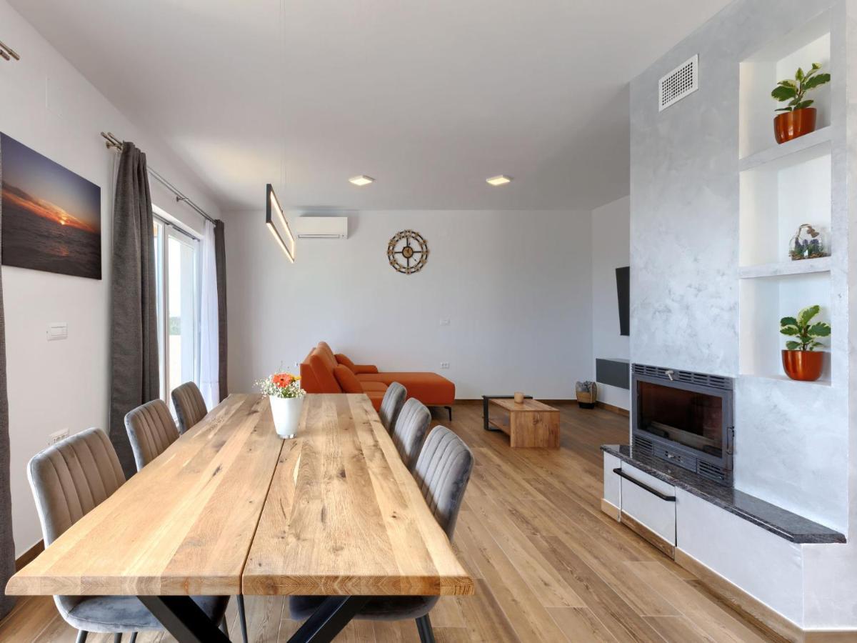Holiday Home Villa Dora By Interhome Pula Extérieur photo