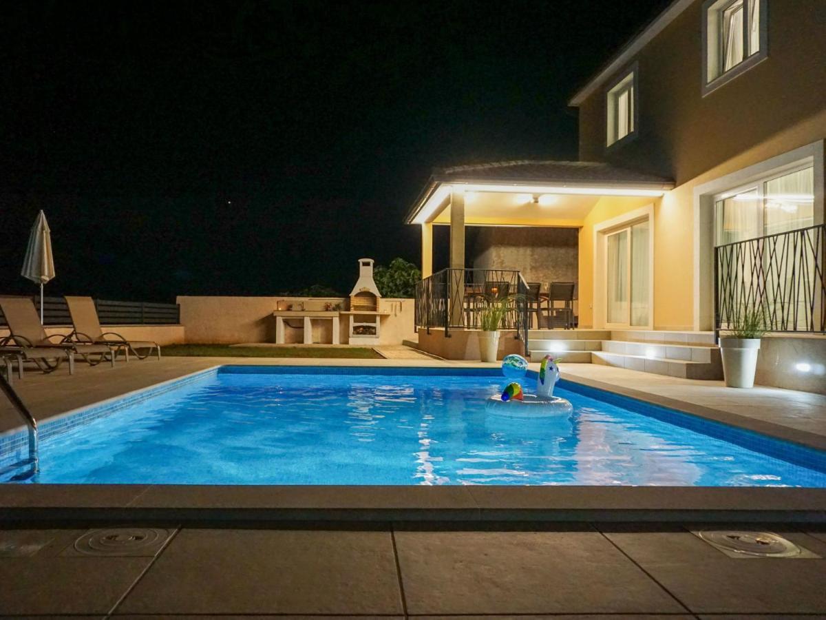 Holiday Home Villa Dora By Interhome Pula Extérieur photo